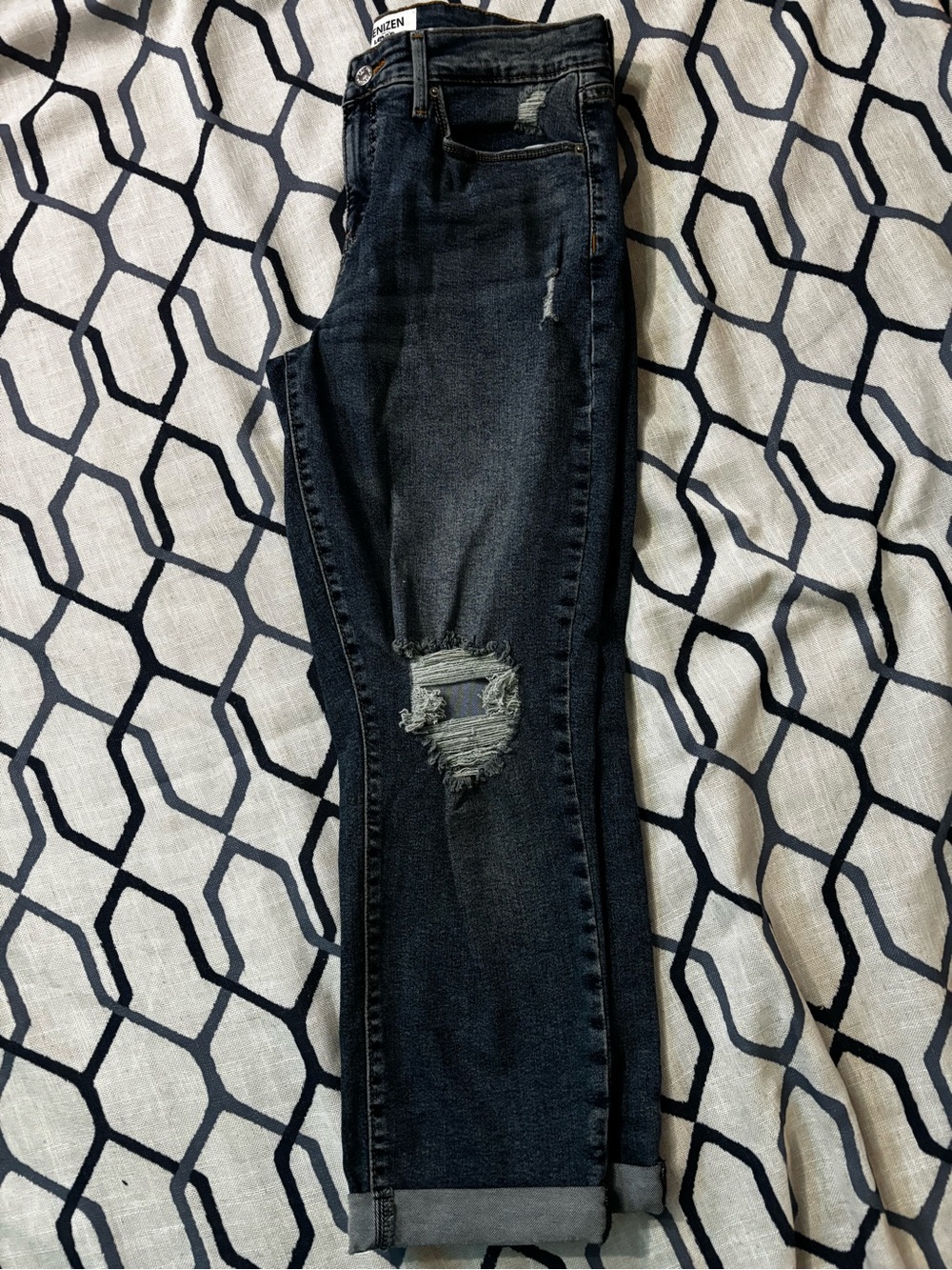 Levi's Denizen Distressed Cuffed Mid Rise Boyfriend Jeans Cropped Size 10